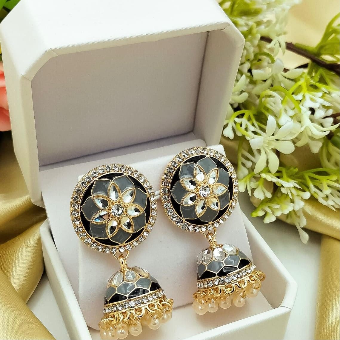 Women Kundan Jhumka, Women Traditional Jhumka Bridal Vintage Earring Jewellery Women Kundan Jhumka, Women Traditional Jhumka Bridal Vintage Earring Jewellery